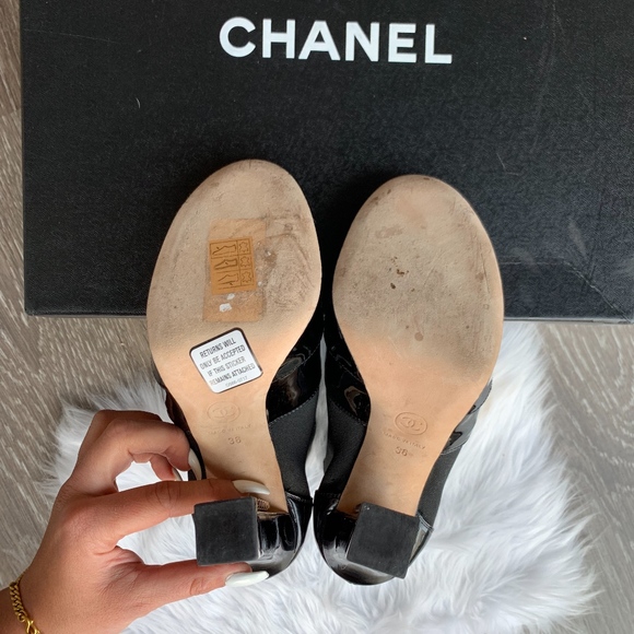 CHANEL Chain Link Embellished Ankle Boots US 6 - Picture 5 of 8